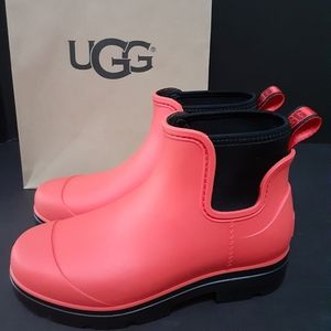 UGG Droplet Rainboots Sz 6